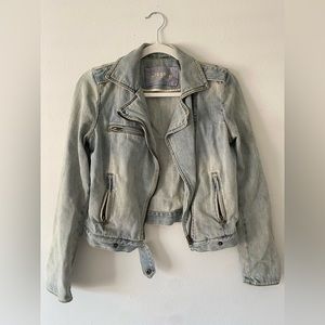 Light wash jean jacket